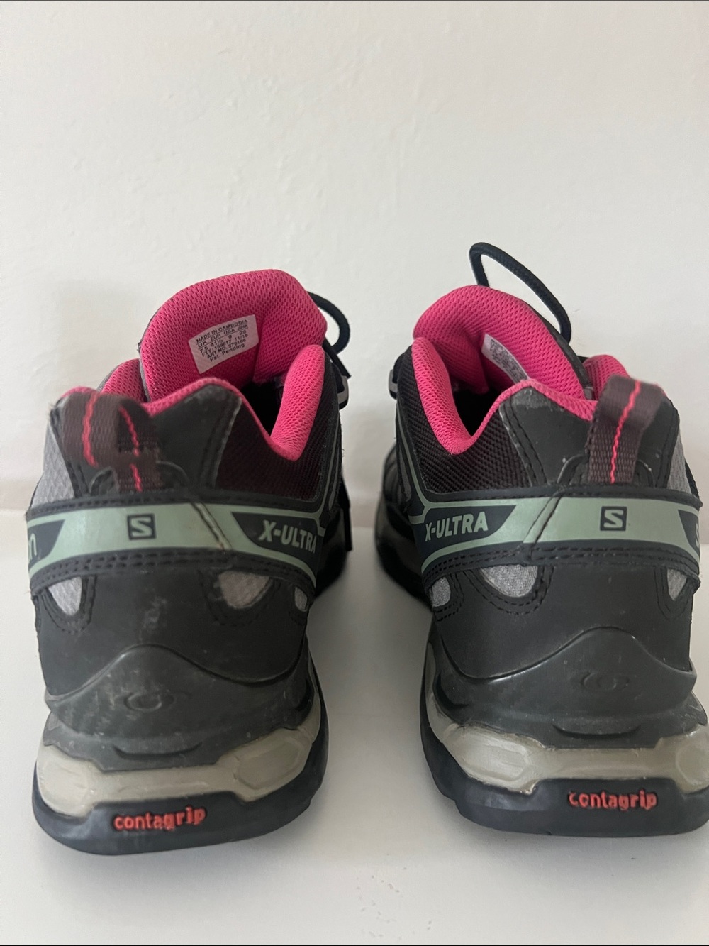 Salomon Women's Gray and Pink Trail Hiking Sneakers Sz 9 - Picture 3 of 13